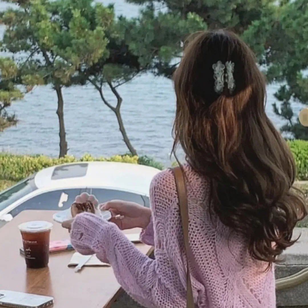 娜希德